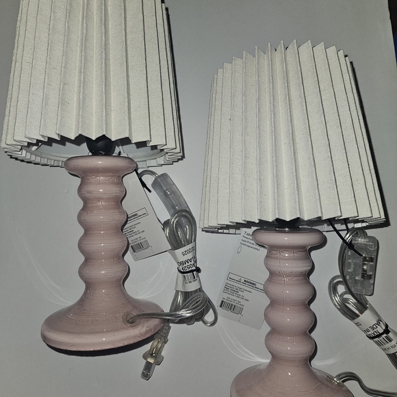 Room Essentials Blue and White Table Lamp - Picture 2 of 2